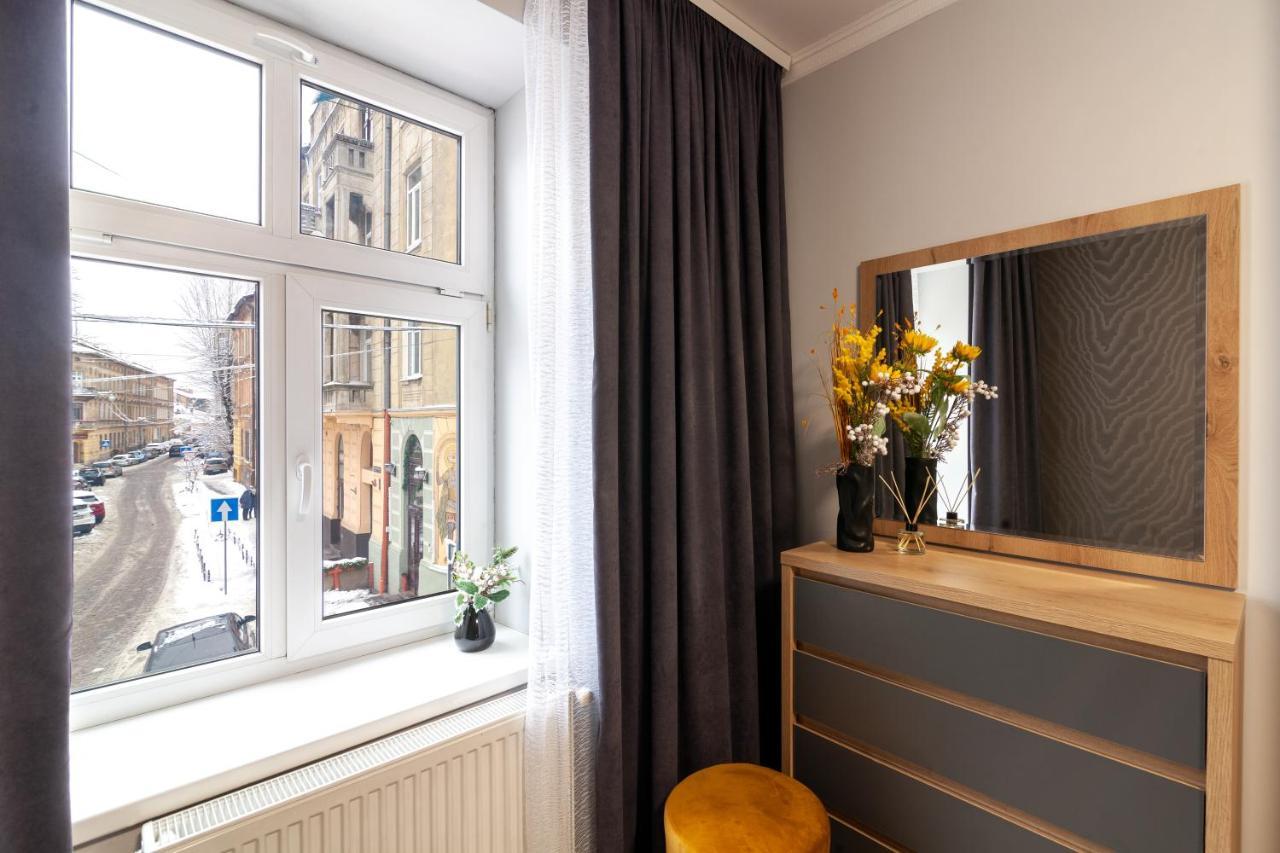 Alfa Apartments Kniazia Leva 2 Lviv Bagian luar foto