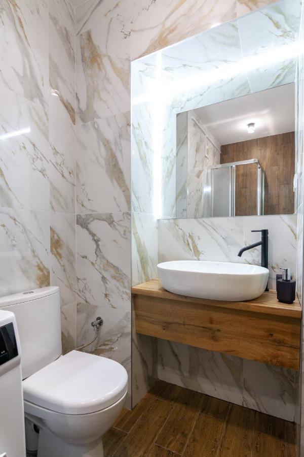 Alfa Apartments Kniazia Leva 2 Lviv Bagian luar foto